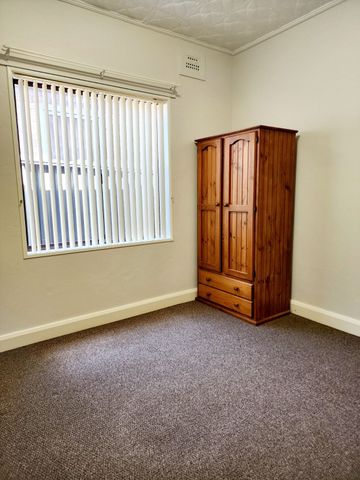 2 Bedroom Home - Photo 2