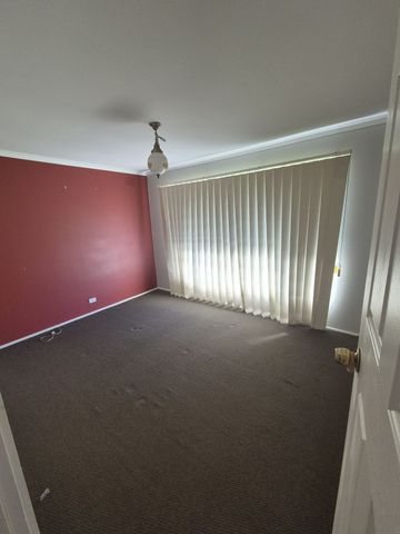 Close to schools and day care - Photo 4