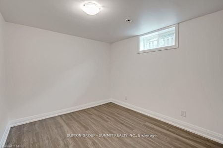 For Lease - 16 Upper Canada Drive Unit# Main, Kitchener, Ontario - Photo 3
