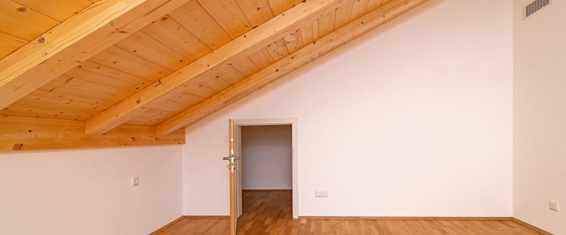 Bezugsfertig: Großzügiges und ruhiges Neubau-Reihenhaus nähe Rosenheim – ideal für München-Pendler - Photo 1
