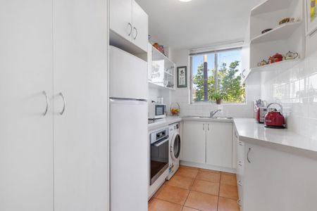 15/264a-270a Bridge Road, Forest Lodge, NSW 2037 - Photo 4