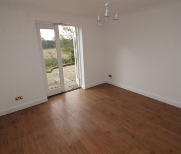 4 bedroom detached house to rent - Photo 1