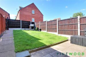 3 BEDROOM House - Mid Terrace - Photo 4