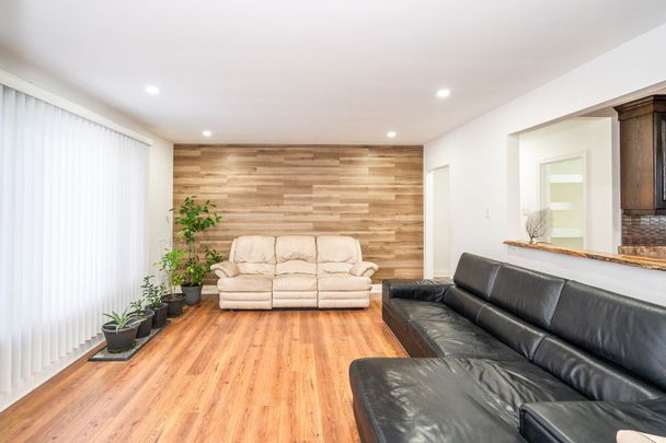 For Lease - 212 Albert Street, New Tecumseth, Ontario - Photo 1