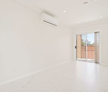 Modern & Private Brand New Two Bedroom Granny Flat - Photo 6