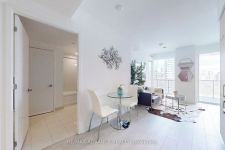 For Lease - 15 Queens Quay Unit# 2508, Toronto, Ontario - Photo 4