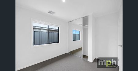 Brand New Three Bedroom Home! - Photo 5