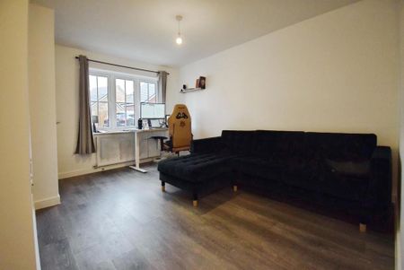 2 bedroom semi-detached house to rent - Photo 2