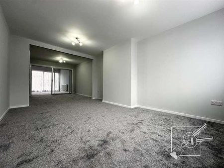 Beaumont Drive, DA11 - Photo 5