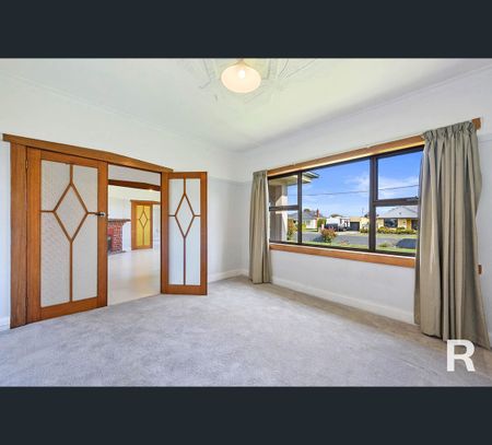 8 Margaret Street, Devonport, Tas 7310 - Photo 5