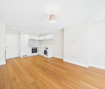 2 bedroom ground floor maisonette to rent - Photo 1