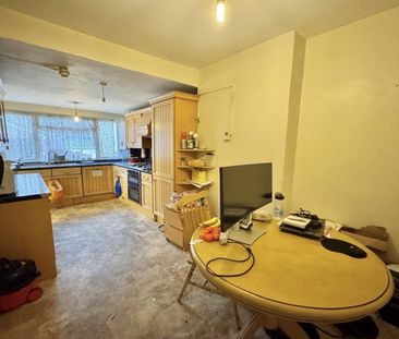 Room in a Shared House, Mitcham Road, CR0 - Photo 5