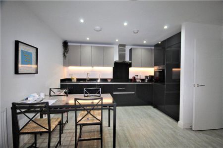 2 bedroom apartment to rent - Photo 5