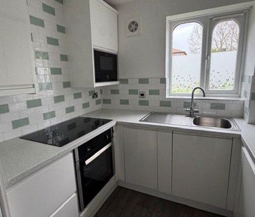 2 bedroom apartment to rent - Photo 6