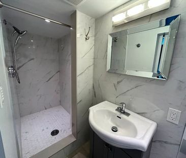 For Lease - 7 Ashmore Avenue Unit# Lower, Toronto, Ontario - Photo 1