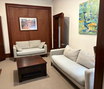 Woolloomooloo - Photo 1