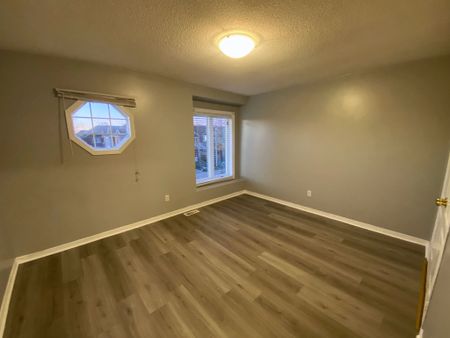 For Lease - 80 Redfinch Way Unit# Main Unit, Brampton, Ontario - Photo 2