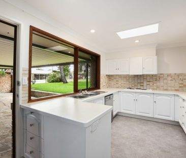 Beautifully Presented Home in Sought After Location - Photo 4