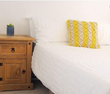 4 bedroom house share to rent - Photo 4