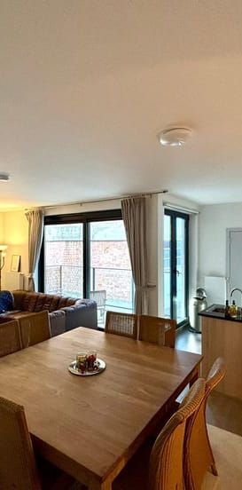 Appartement te huur - Photo 1