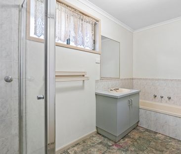 Low Maintenance Living in a Convenient Flora Hill Location - Photo 4