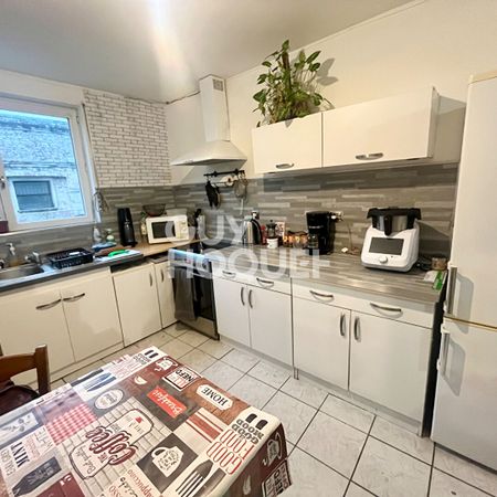 Location Appartement 2 pièces 58m² - Photo 3