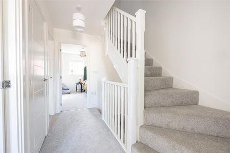4 bedroom terraced house to rent - Photo 2