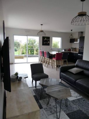 Location Maison 4 pièces 76m² TREBEURDEN 22560 - Photo 1