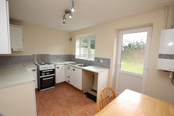 2 Bedroom Semi-Detached House, Chester - Photo 1