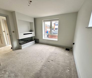4 bedroom terraced house to rent - Photo 3