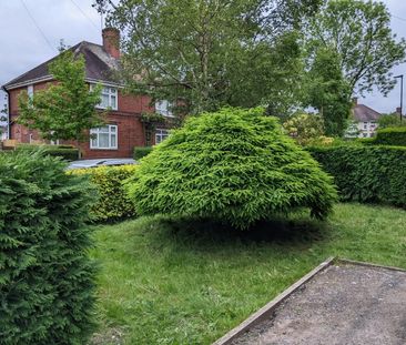 Semi-detached house to rent on - Photo 5