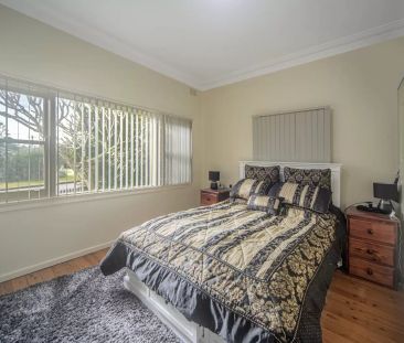 So Much for so Little - Photo 2