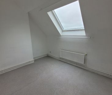 Location Appartement 3 pièces 80m² AVION 62210 - Photo 5