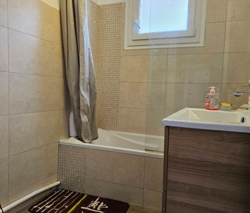 Location Appartement 4 pièces 84m² TAIN L HERMITAGE 26600 - Photo 5