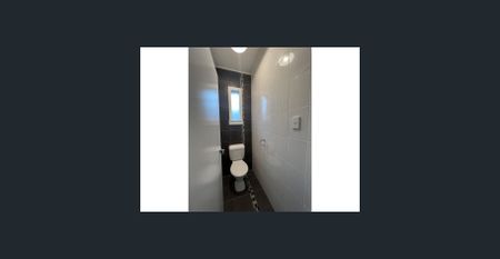 CONVENIENTLY LOCATED & PERFECT FOR THE FAMILY! - Photo 2