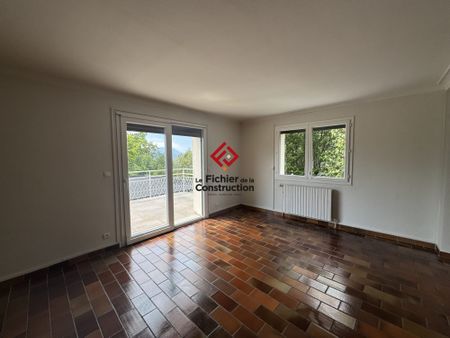 Location Appartement 4 pièces 113m² MEYLAN 38240 - Photo 4