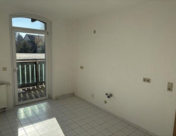 Tolle Wohnung im Grünen mit Balkon in Magdeburg nahe dem Gewerbegebiet in Sülzetal! - Photo 1