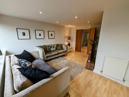 2 bedroom apartment to rent - Photo 3