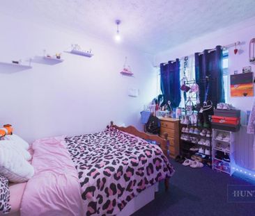 5 bedroom house to rent - Photo 2