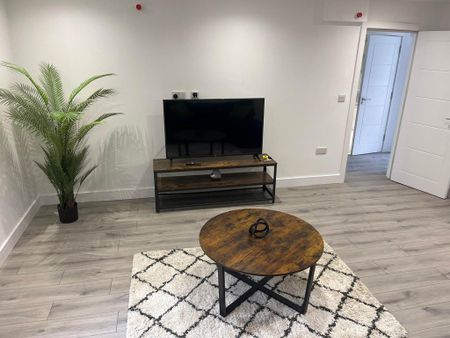 1 bedroom apartment to rent - Photo 2