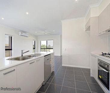 MODERN LIVING - Mango Hill - Photo 6