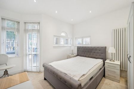 3 bedroom apartment to rent - Photo 4