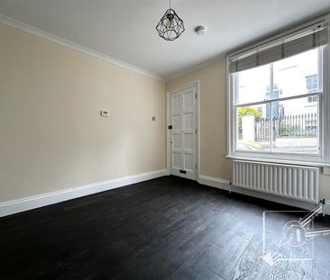 Constitution Hill, Gravesend - Photo 2