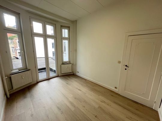 Verhuur appartement 2 kamers, 130m² - Photo 1