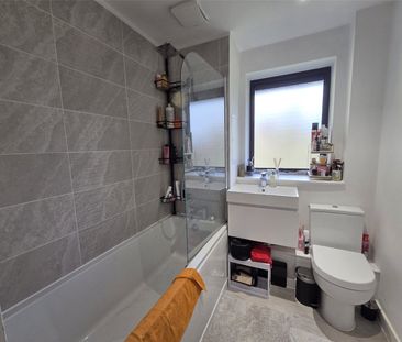 London Road, Old Basing, Basingstoke, Hampshire, RG24 - Photo 5