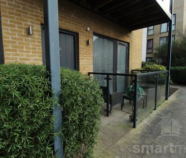 1 bedroom flat to rent - Photo 6