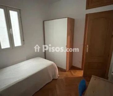 Piso en alquiler en Calle Raimundo Fernández Villaverde, cerca de C... - Foto 6