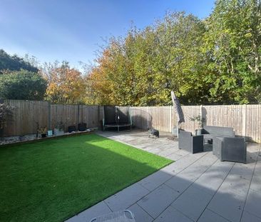 4 bedroom terraced house to rent - Photo 1