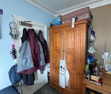 Room in a Shared House, Windmill Road, LU1 - Photo 1