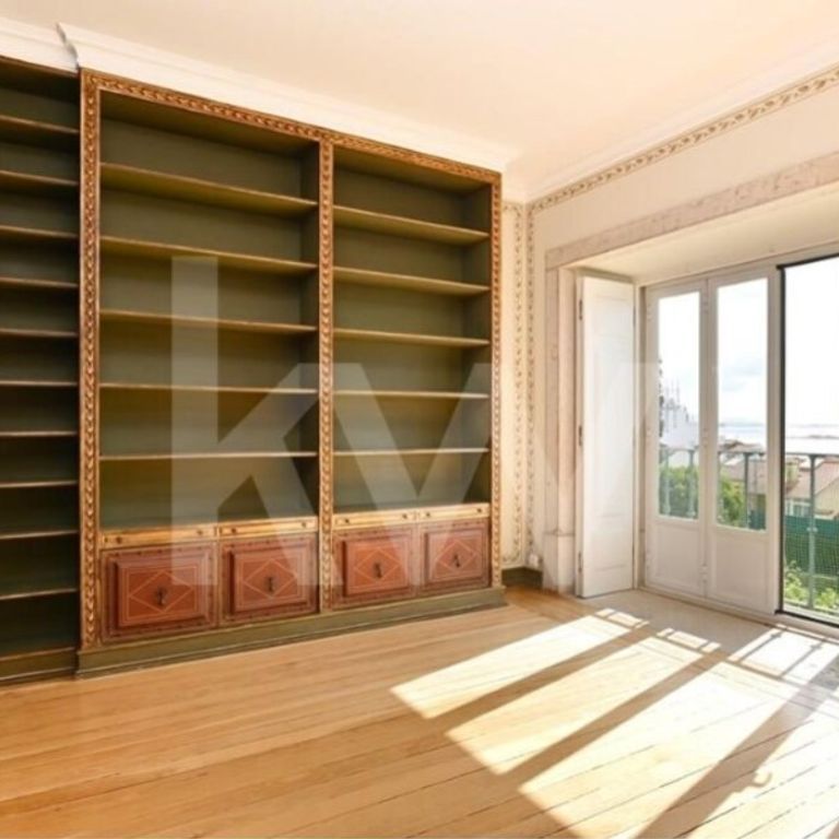 Luxury House for rent in Lisbon - Photo 1